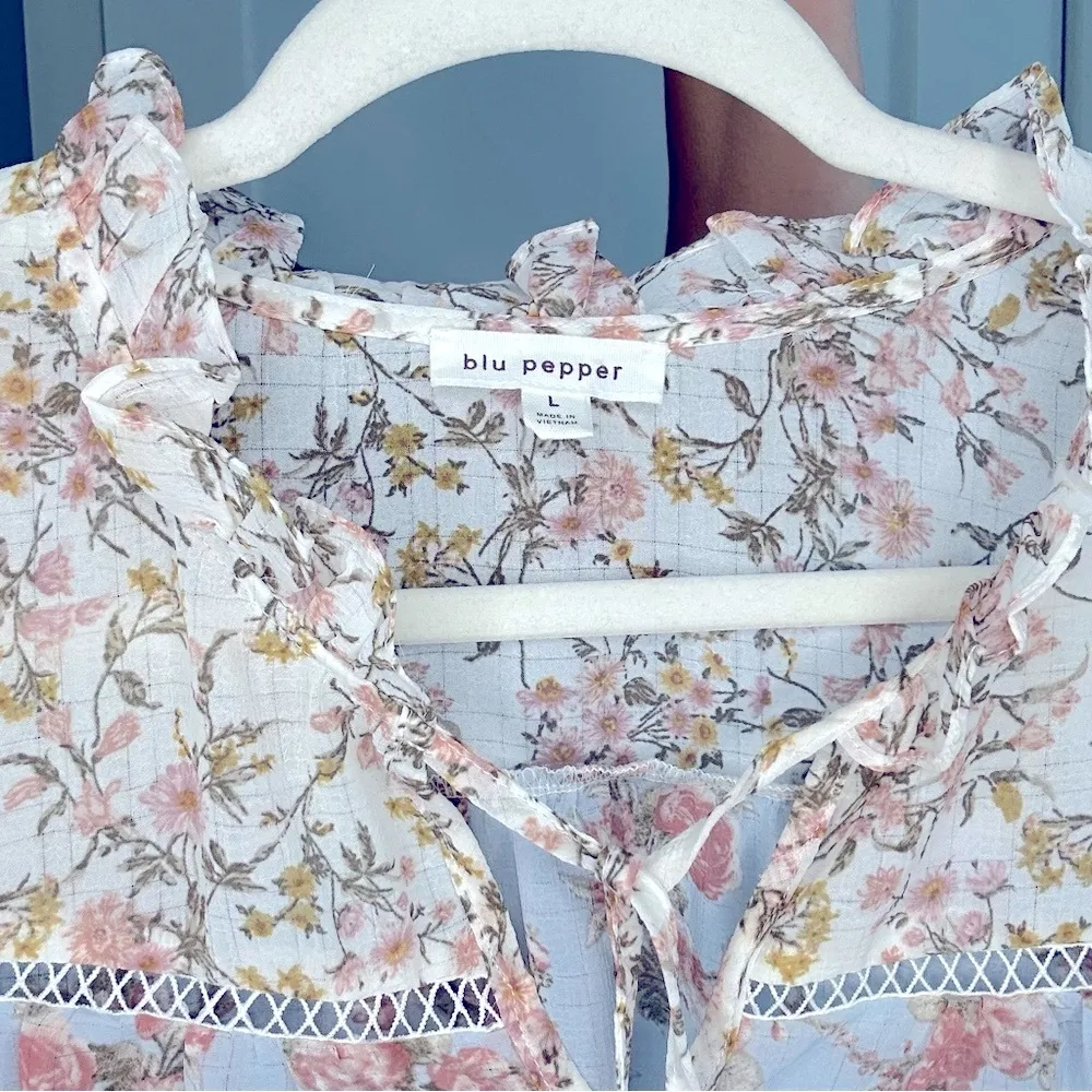 213. Blu Pepper Blue and Pink Floral bohemian style Blouse - Image 7