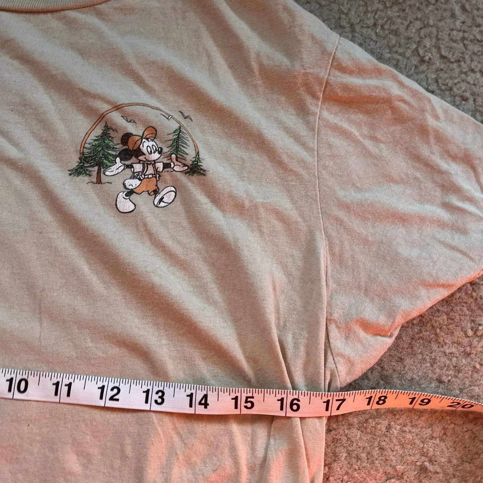 Disney Mickey Mouse Woods Tshirt M Beige Nature Hiking The Great Outdoors Stains - Image 6
