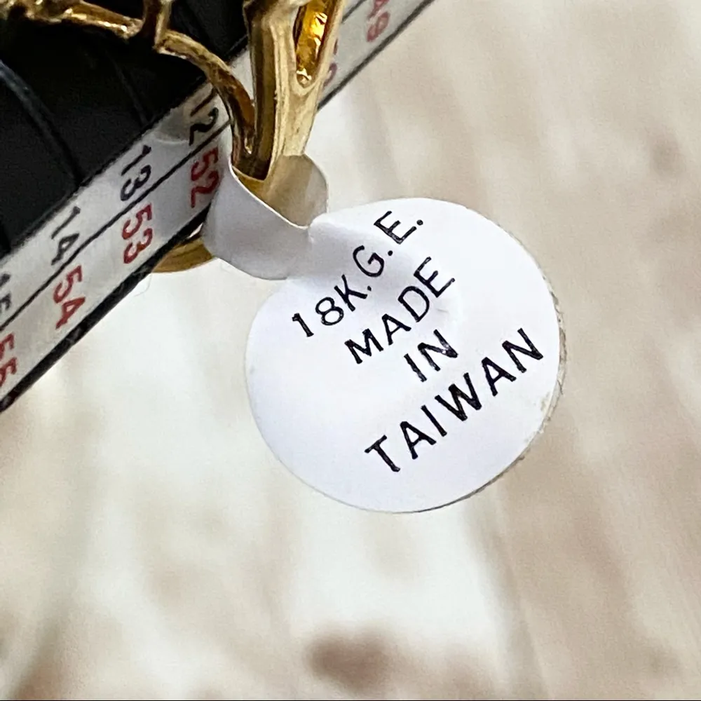 18K G.E. Amethyst Cocktail Cluster Ring Size 6 - Image 14