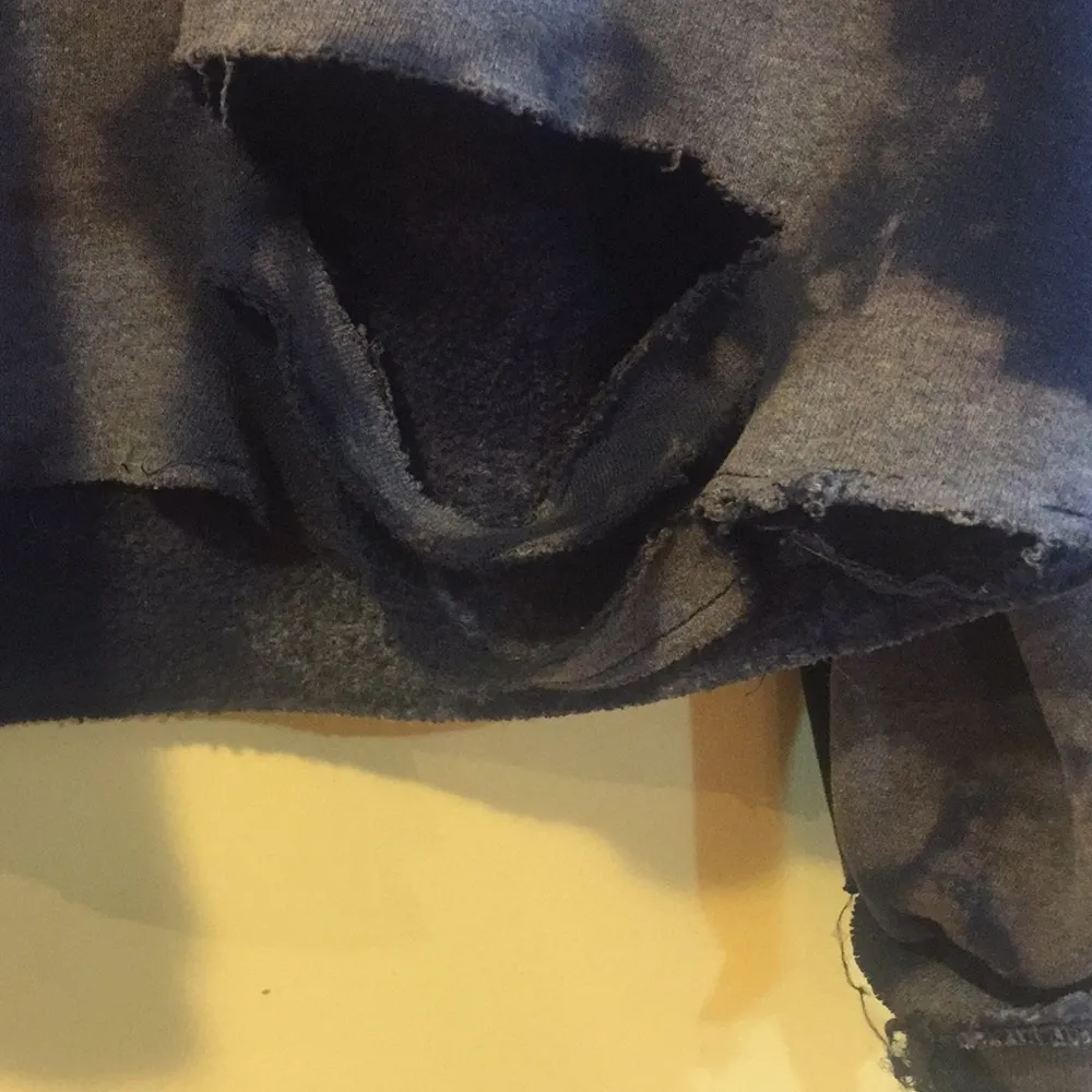 Notre Dame vintage distressed sweatshirt Sz large - Image 5