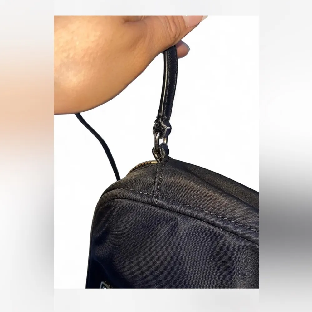 Kate Spade Black Crossbody Bag with Adjustable Strap - Image 5