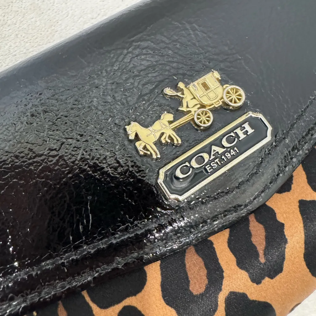 RARE Coach Y2K Vintage 2000’s Leopard Print Wallet Brown W/ Black Patent Leather - Image 8