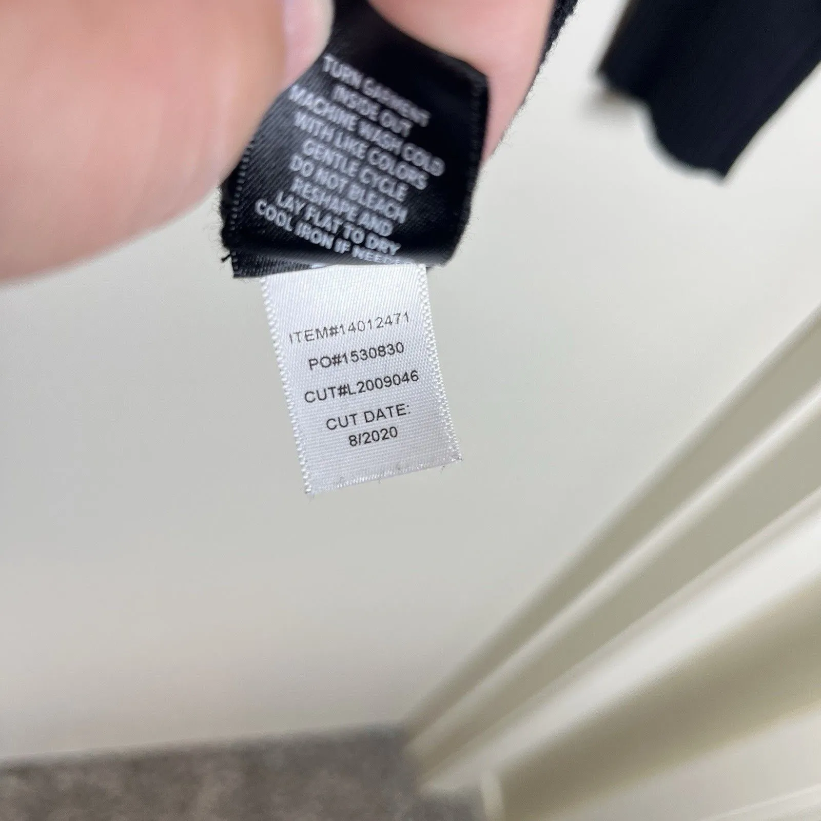 Torrid  Size 0 Cotton Pullover Lip Print Raglan Sweater Black Red Pullover Sz 0X - Image 6