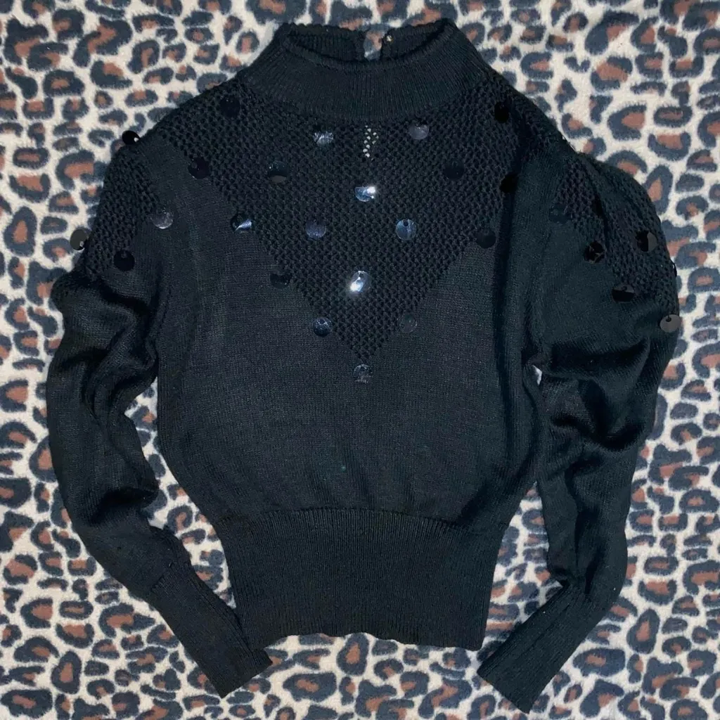 90s vintage style gothic vampire girl sequin sweater top Black Size M - Image 5
