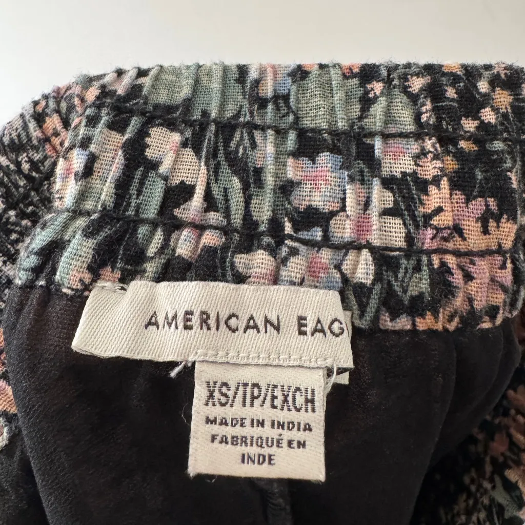 American Eagle Adorable Floral Stretchy Waist Pleated Mini Skirt - Image 7