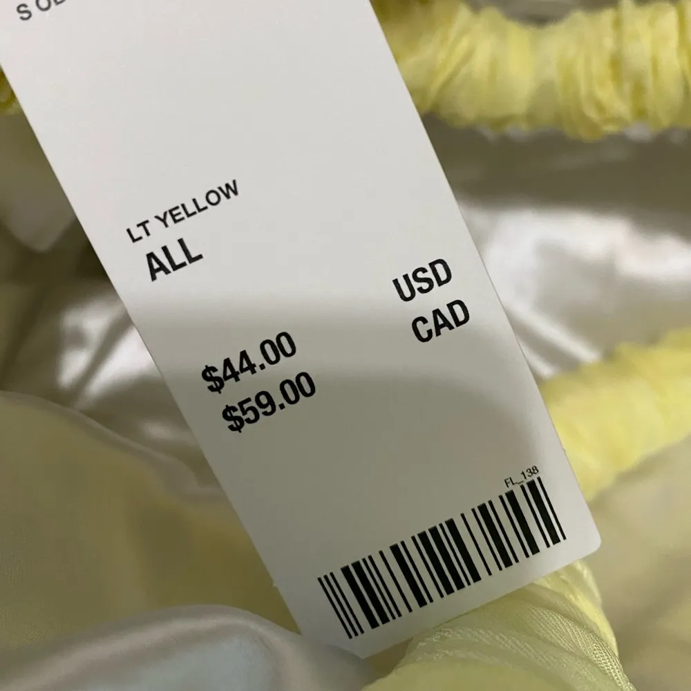 Urban Outfitters  Petal Drawstring Shoulder Bag NWT - Image 9