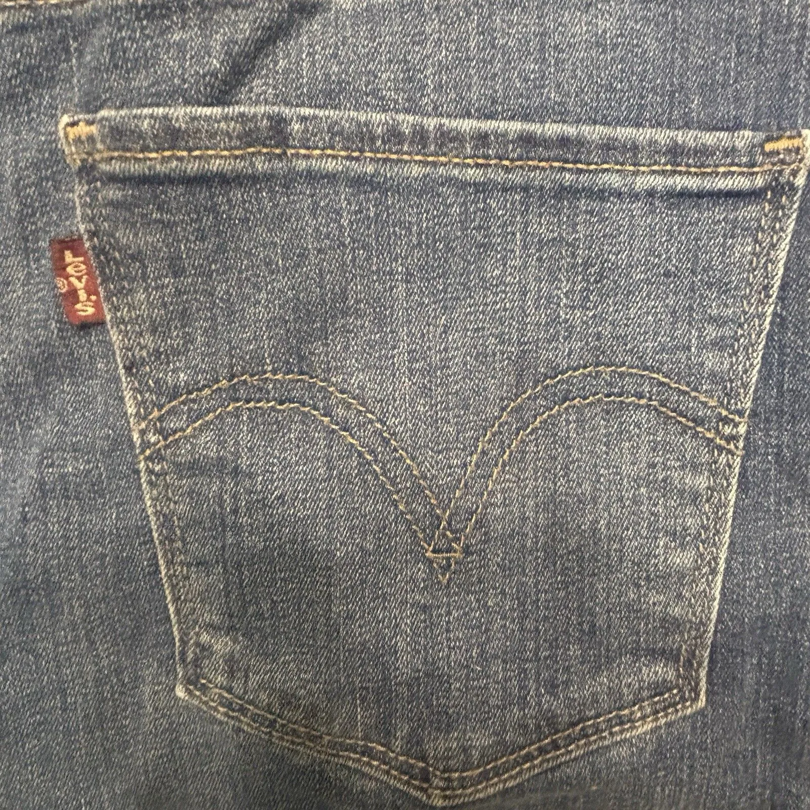 Levi's Denim Shorts 8 Womens Blue Jean Cut Off Summer Casual Medium Wash Stretch - Image 11