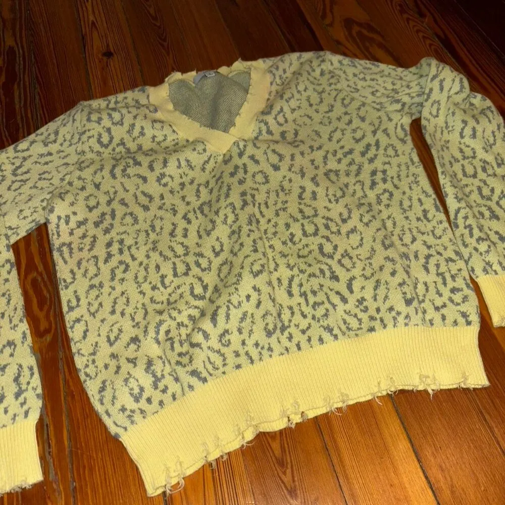 Fate brand sweater - Image 2