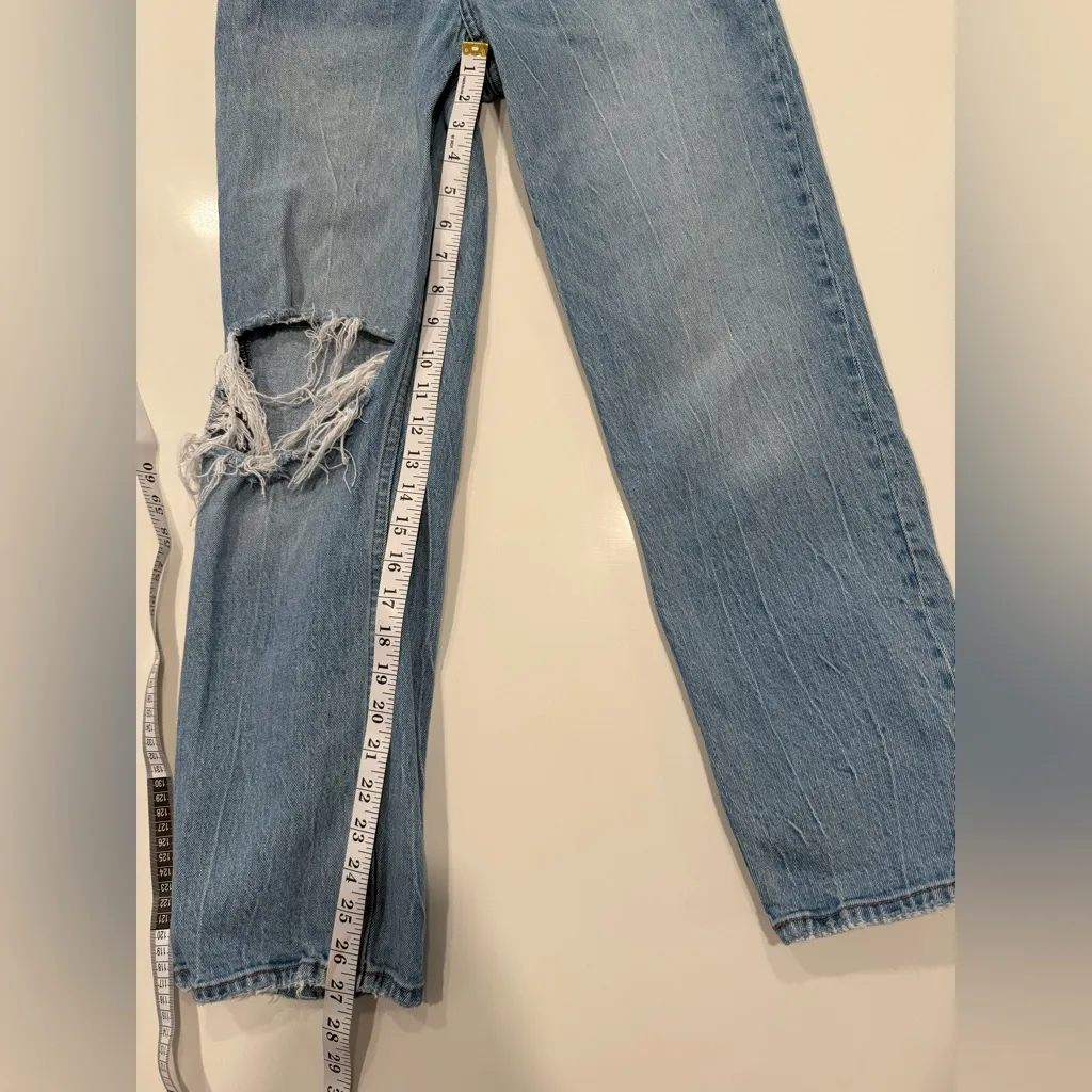 Abercrombie & Fitch The 90s Straight Ultra High Rise Light Blue Denim Jeans - Image 5