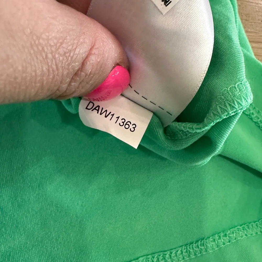 DSG women’s racerback tank too green size medium - Image 4