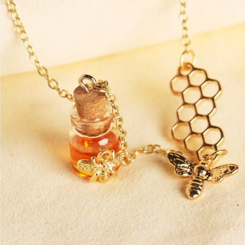 Gold Honeycomb and Bee Necklace - Image 3