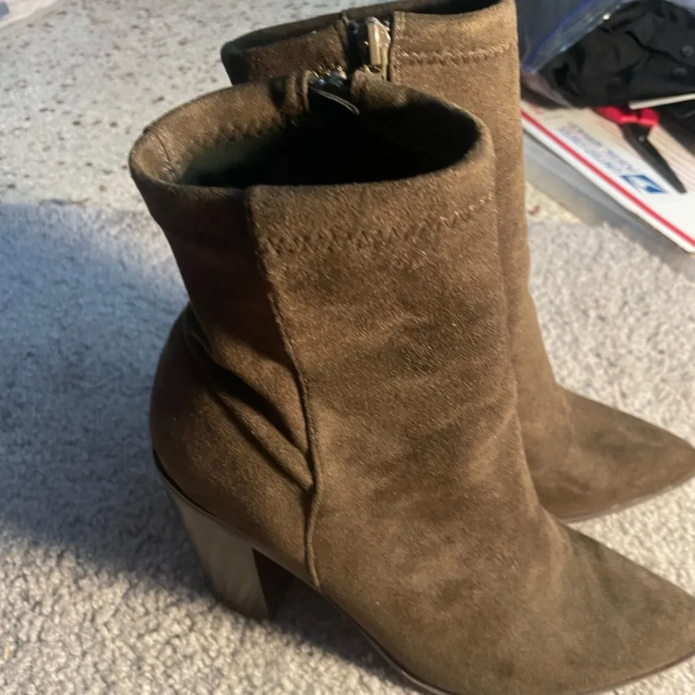 Lulus boots heeled zippered 8.5 - Image 3