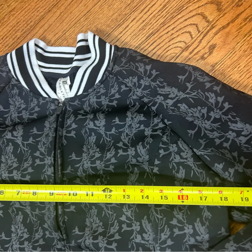 FABLETICS | Tia Bomber In Black Floral Sporty Jacket Size M - Image 12