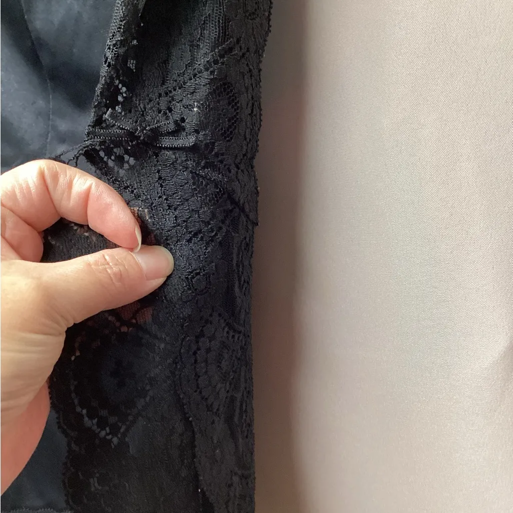 Vassarette Vintage nylon half slip. Size Small - Image 3