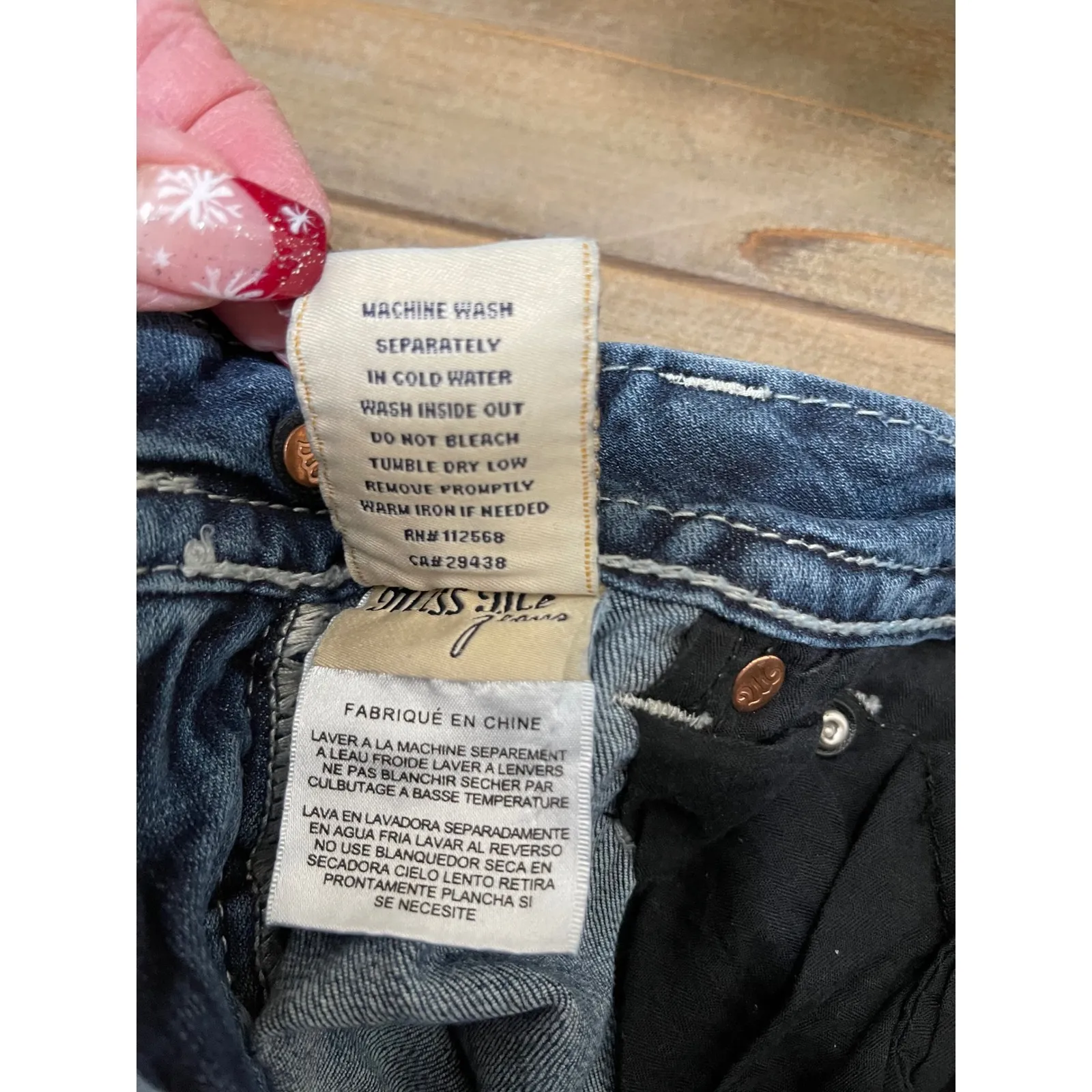 Miss Me Jeans Womens Bootcut Embellished Denim Blue Distressed Size 28 JE8027BX - Image 6