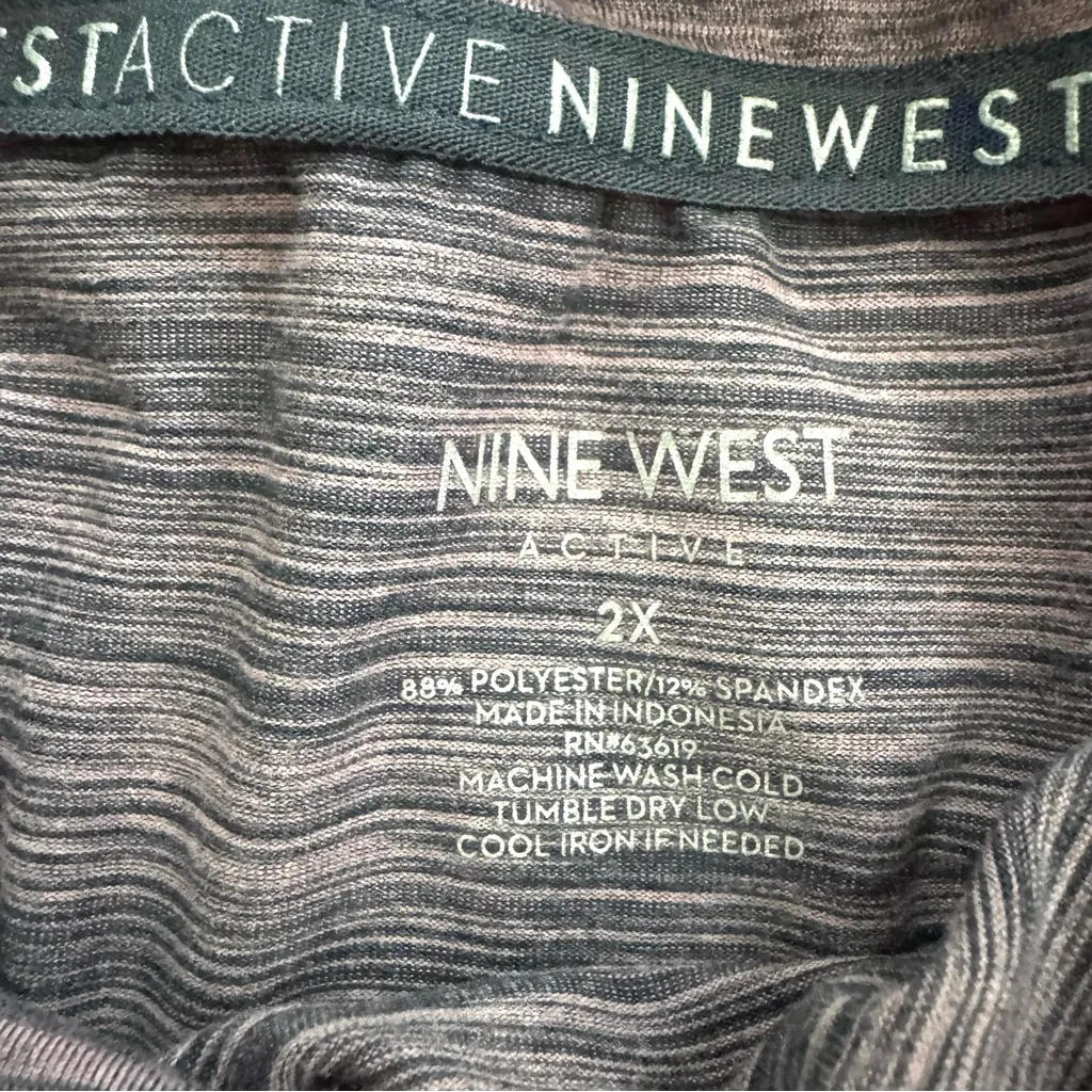 NINE WEST Active pullover top, plus size 2X - Image 7