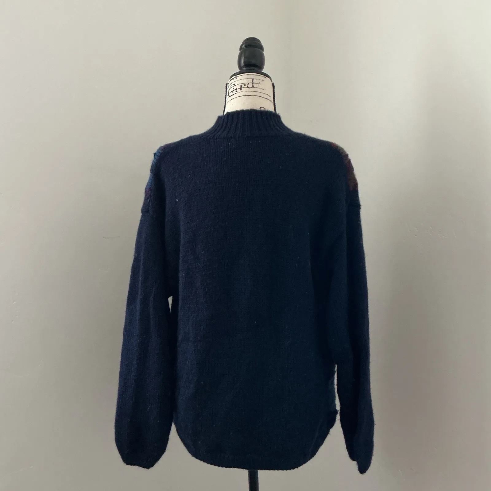 Vtg 100% Wool Navy Cardigan – Handcrafted Look, Multicolor Leaf Pattern, Sz M Blue Size M - Image 2