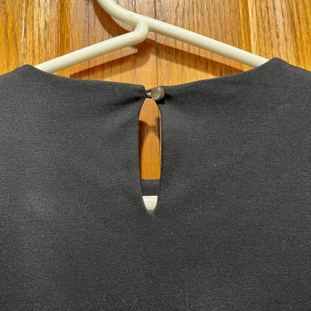 J. McLaughlin Keaton Classic Ponte Knit Black Long Sleeve Blouse - Size Small - Image 9