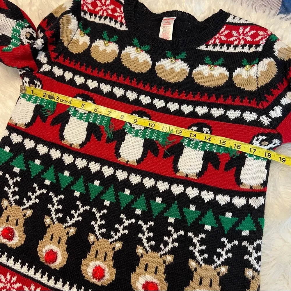 Holiday Christmas Sweater Women’s Medium Reindeer Penguins Trees Snowflakes - Image 6