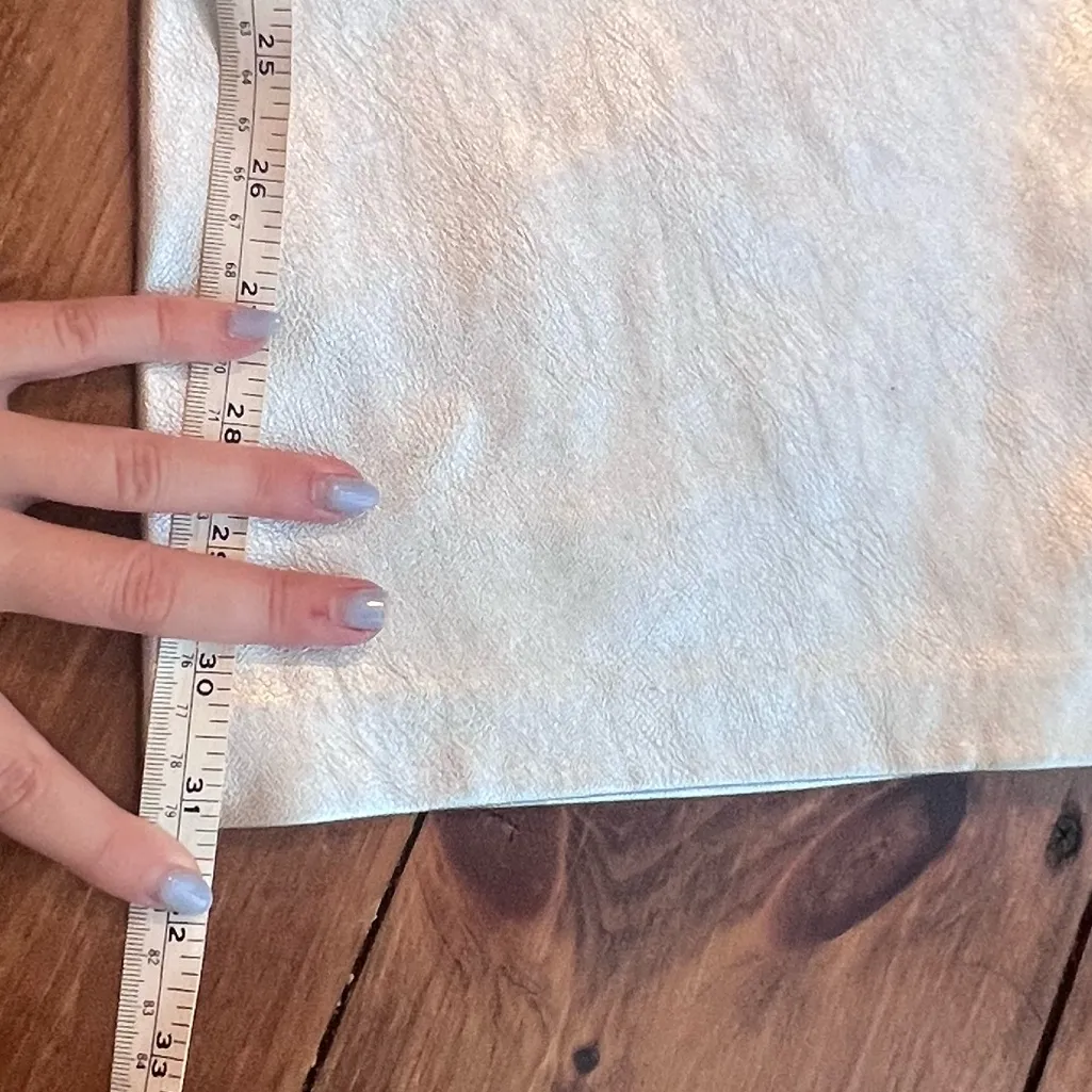 Wayf Shimmering Silver Leggings - Image 5