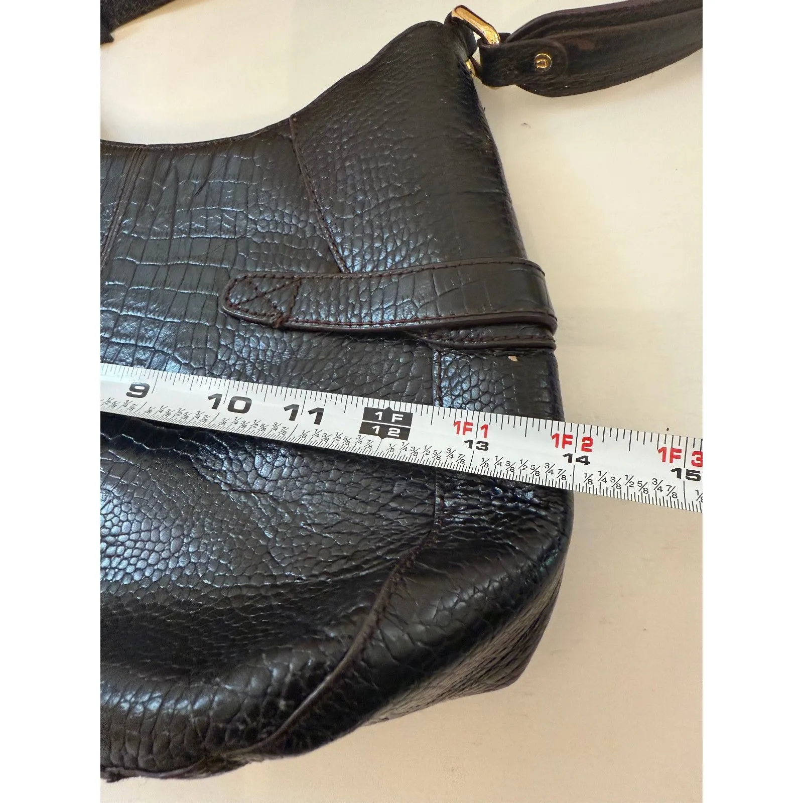 Vintage Etienne Aigner Black Leather Croc Embossed Shoulder Bag Purse - Image 9