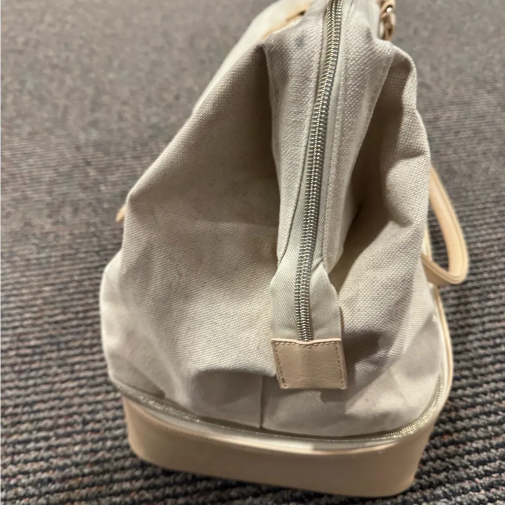 BEIS Cream and Tan Weekender Bag - Image 4