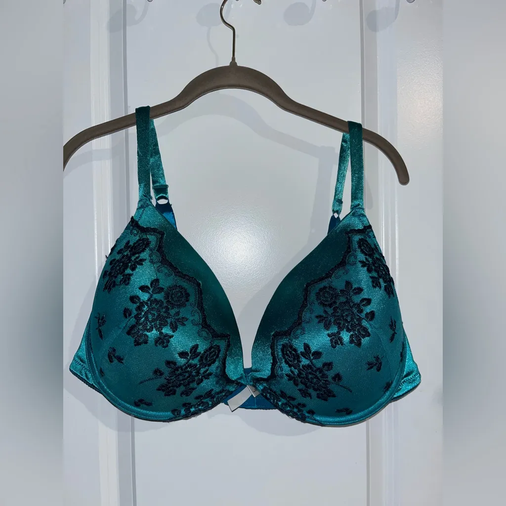 Fashion Bug Full Coverage Lined Underwire Embroidery Teal Satin Lace 44DD Bra - Image 5