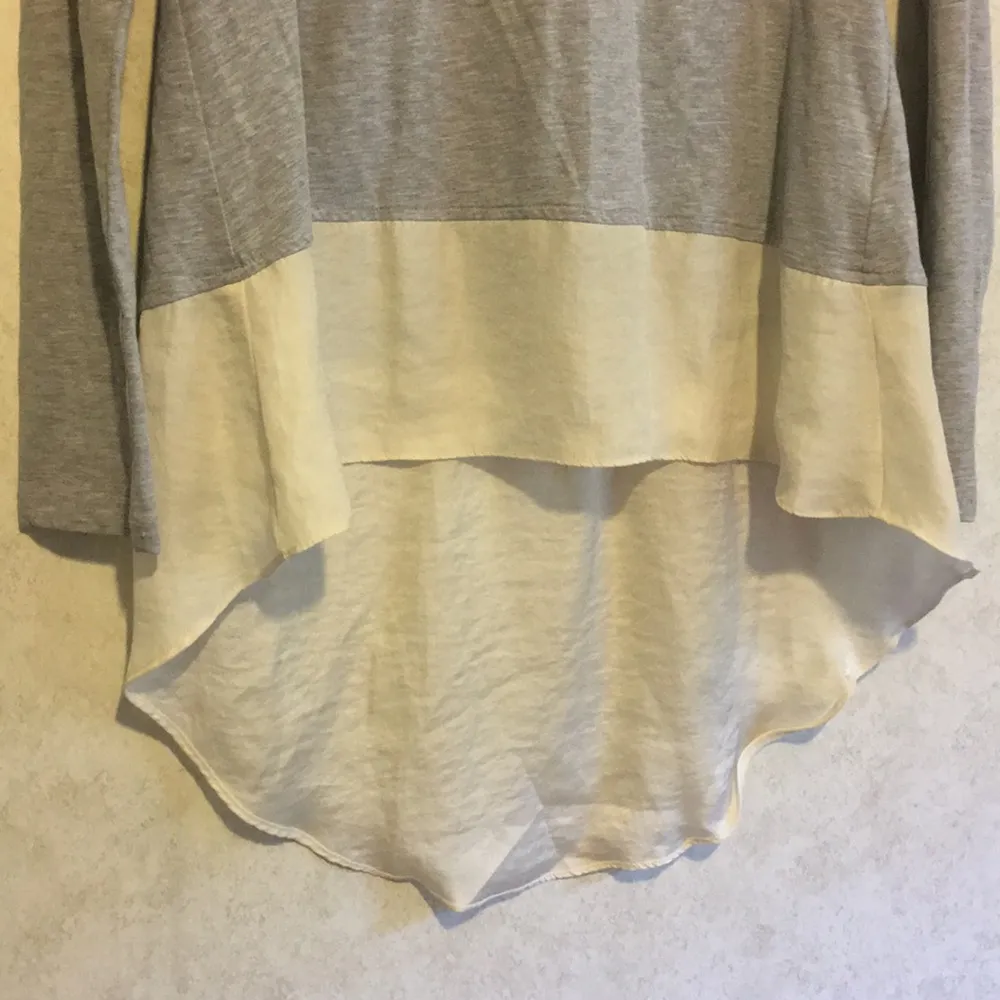 Lilis closet high low sweater top - Image 2