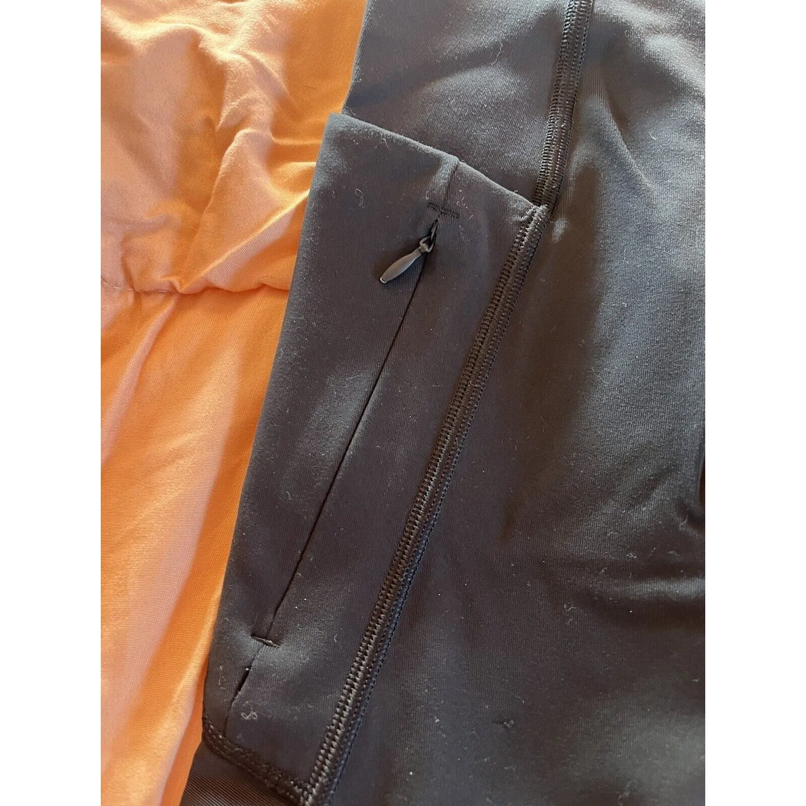 Athleta Women Black Crop Work Out Pants Side Pockets Small - Image 3