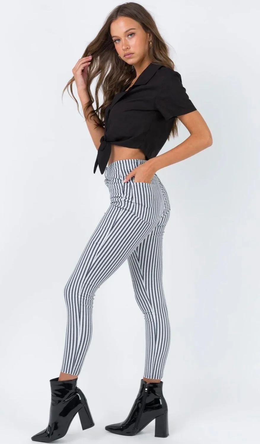 Princess Polly The Elke Pants in Navy - Image 2