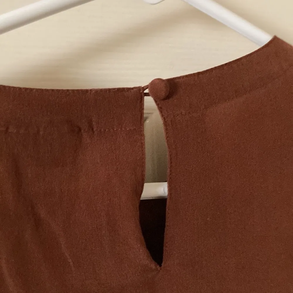 Vintage Stephanie Andrews Brown 100% Silk Short Sleeve Skimming Blouse Medium - Image 5