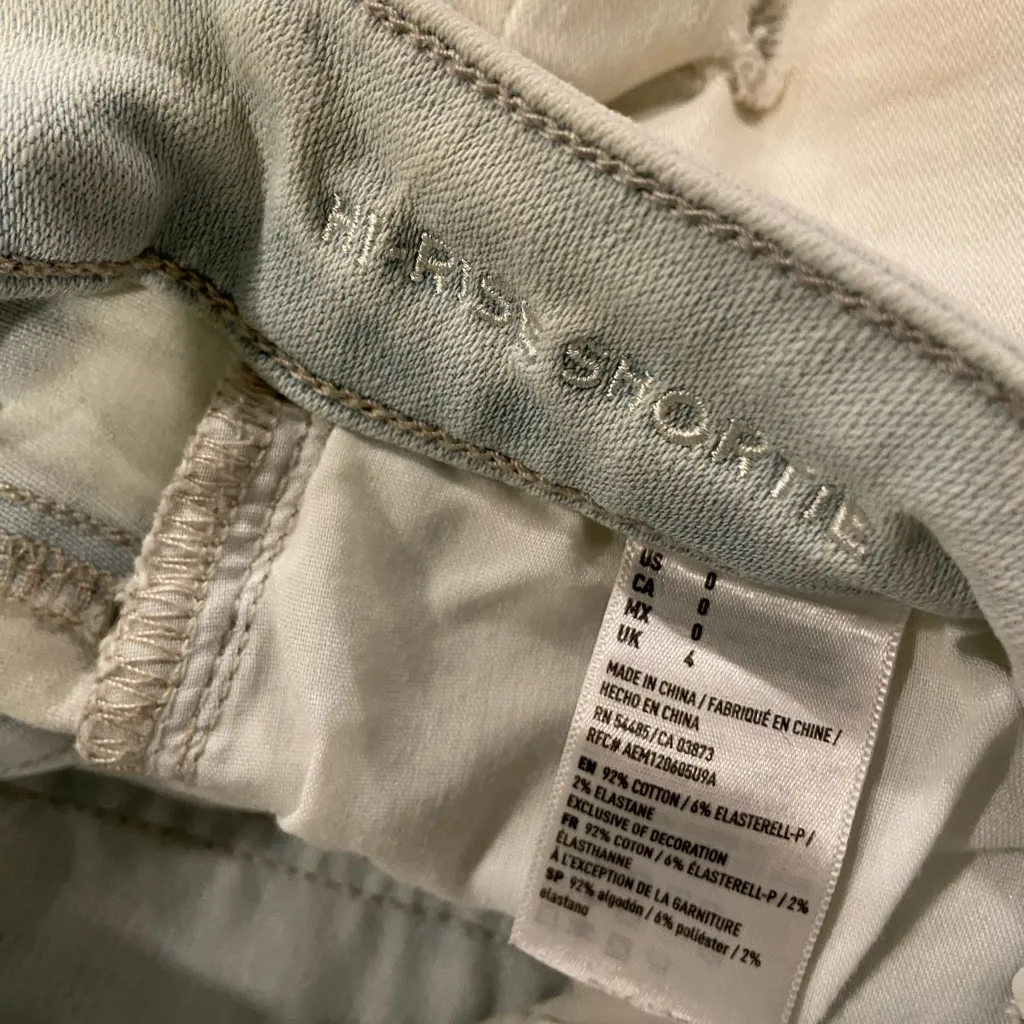 American Eagle Super Stretch Hi Rise Shortie Size 0 Light Wash Denim Jean Shorts - Image 5