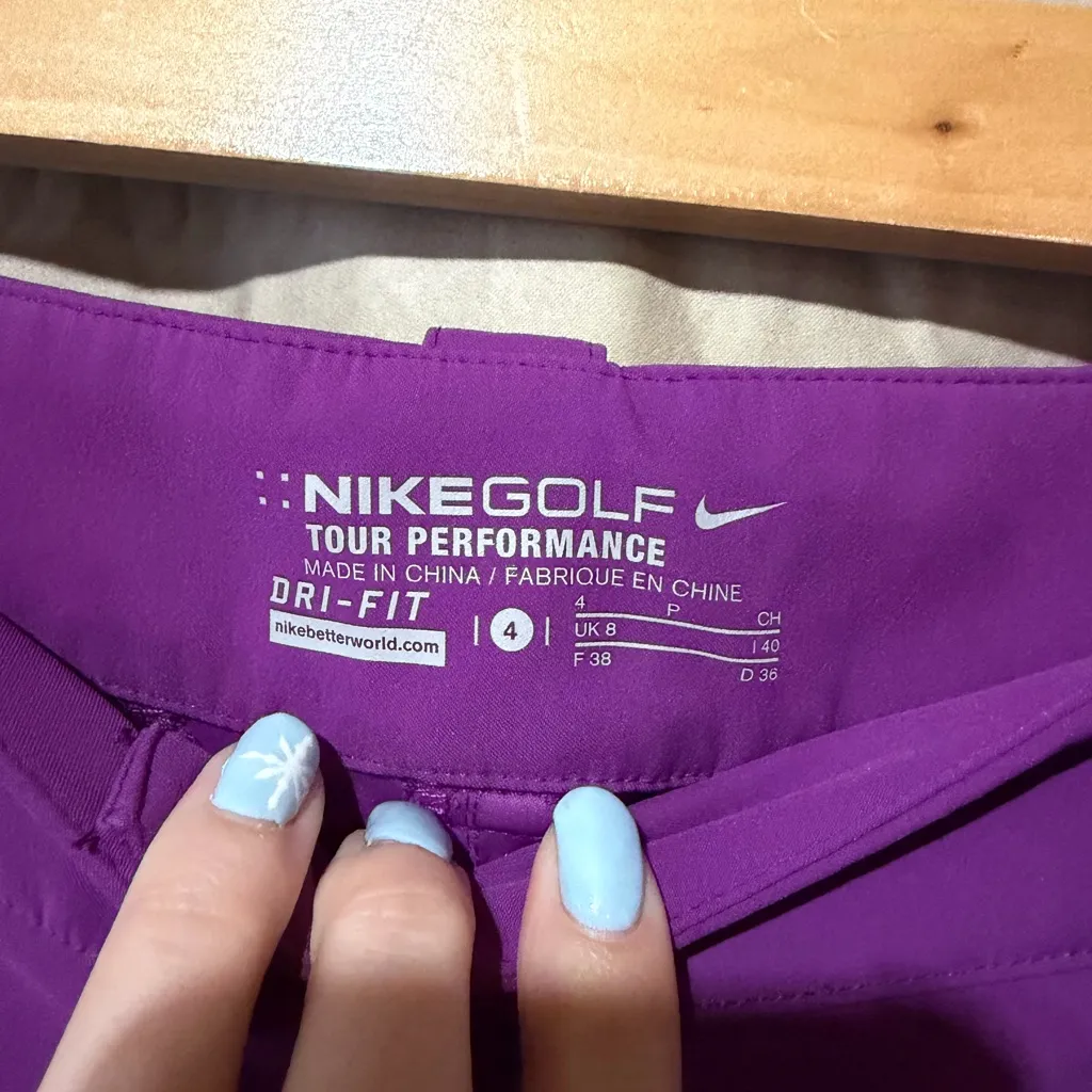 Nike golf shorts - Image 3