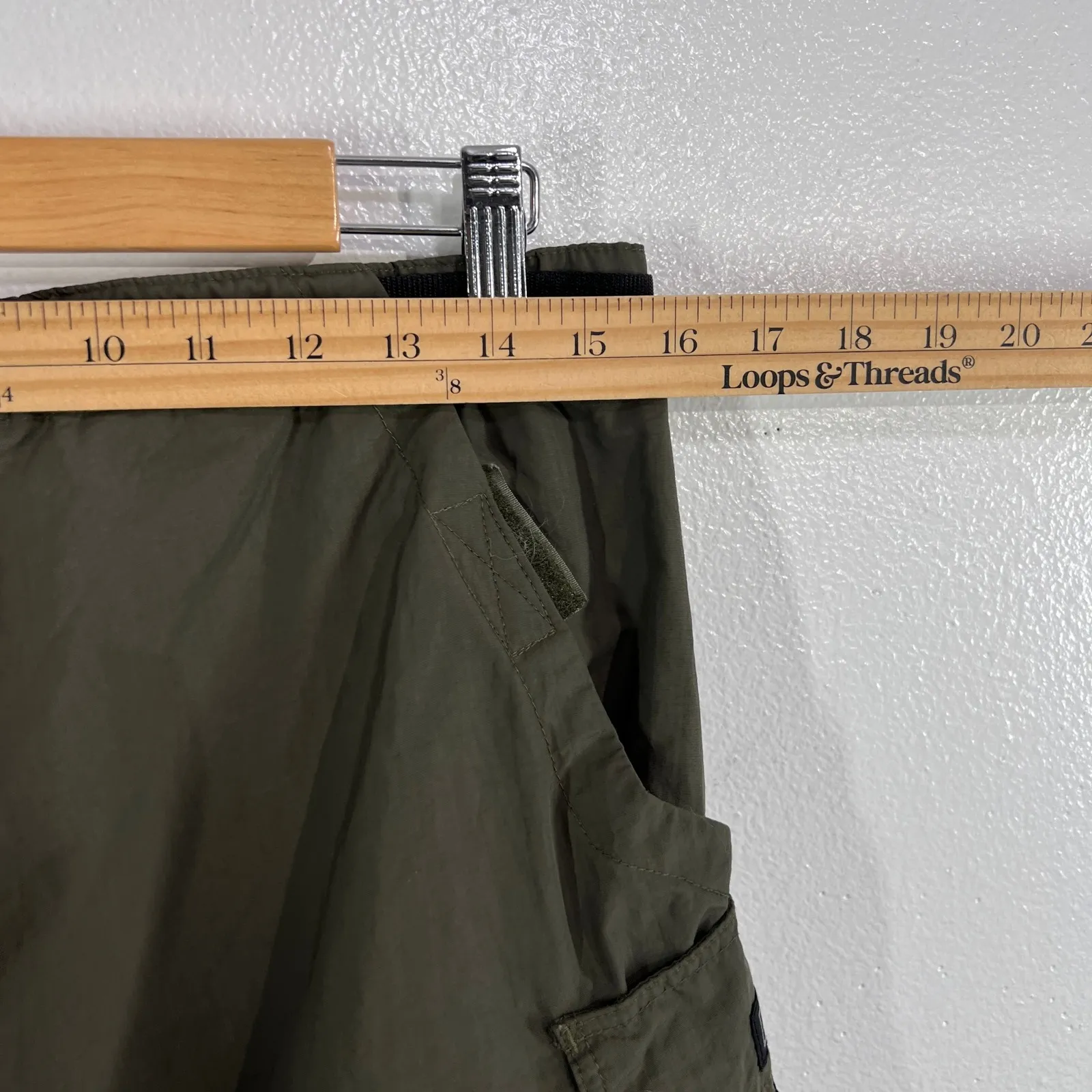 REI Women's 10P Cargo Hiking Pants UPF 50+ Green Quick Dry Pockets Outdoor Trail - Image 6