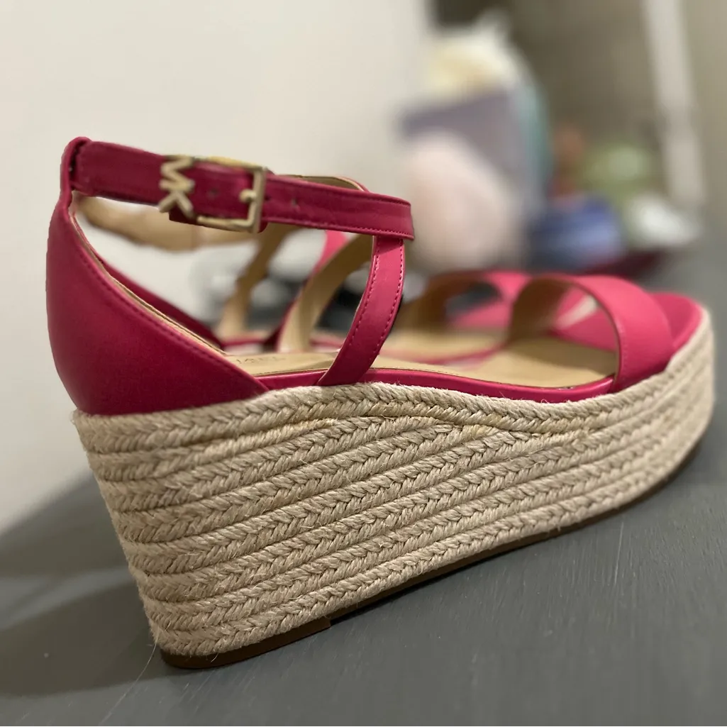 Michael Kors Hot Pink Serena Wedge Platform Sandal Size 8 Price Drop - Image 7