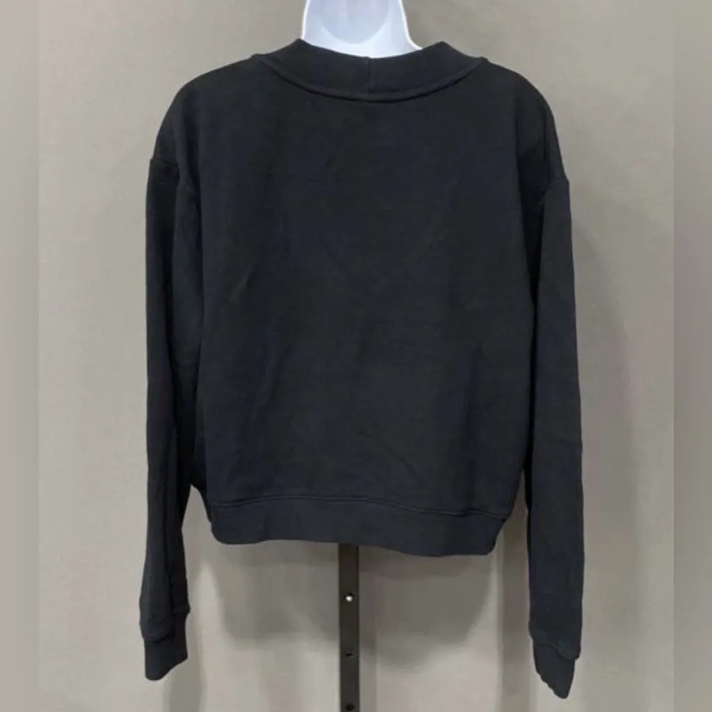 Vuori Cropped Black Sweatshirt NWT Size M - Image 2