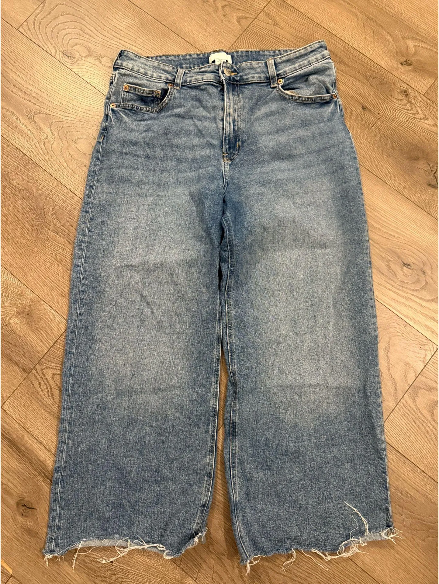 H&M Jeans High-Waisted Wide-Leg - Image 3