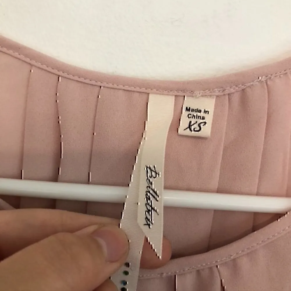 BELLATRIX Pleat Neck Long Sleeve Blouse Solid Light Baby Pink Keyhole Cutout XS - Image 5