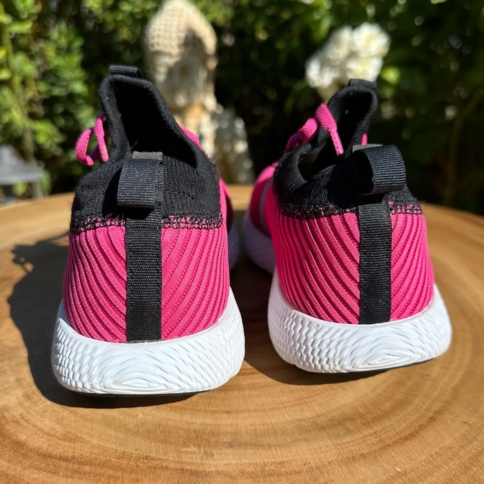 SKECHERS Women's Size 6 GOrun HORIZON Athletic Running Walking Sneaker Pink - Image 4