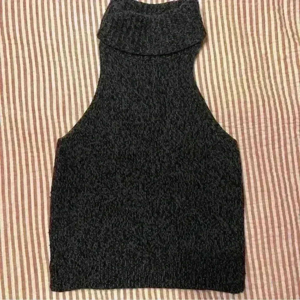 Madewell Marled Sleeveless Turtleneck Sweater - Image 2