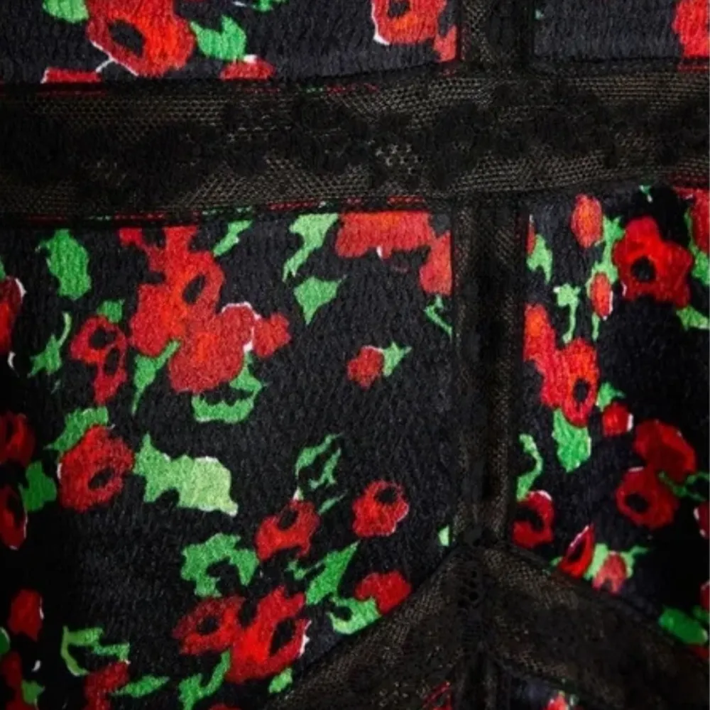 NWOT Valentino lace trim dress Size 4 - Image 5