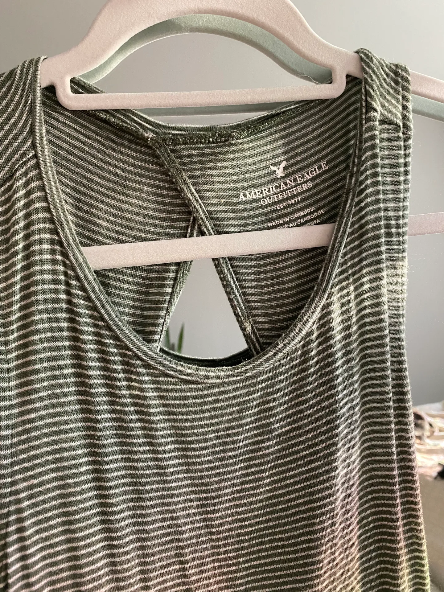 American Eagle  Tank  - Image 3