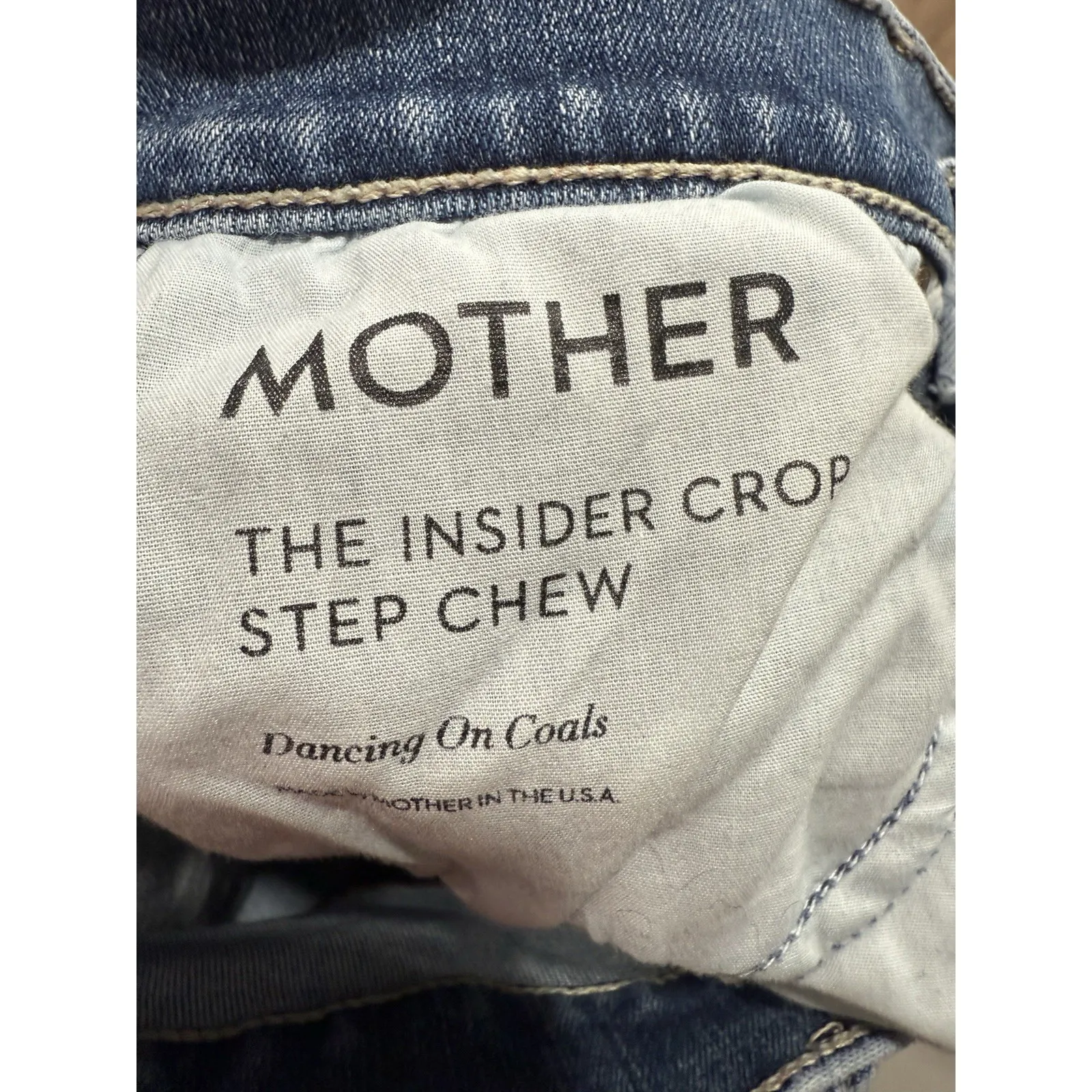 Mother The Insider Crop Step Chew in Dancing on Coals Distressed Blue Jeans Sz26 Size 26 - Image 8