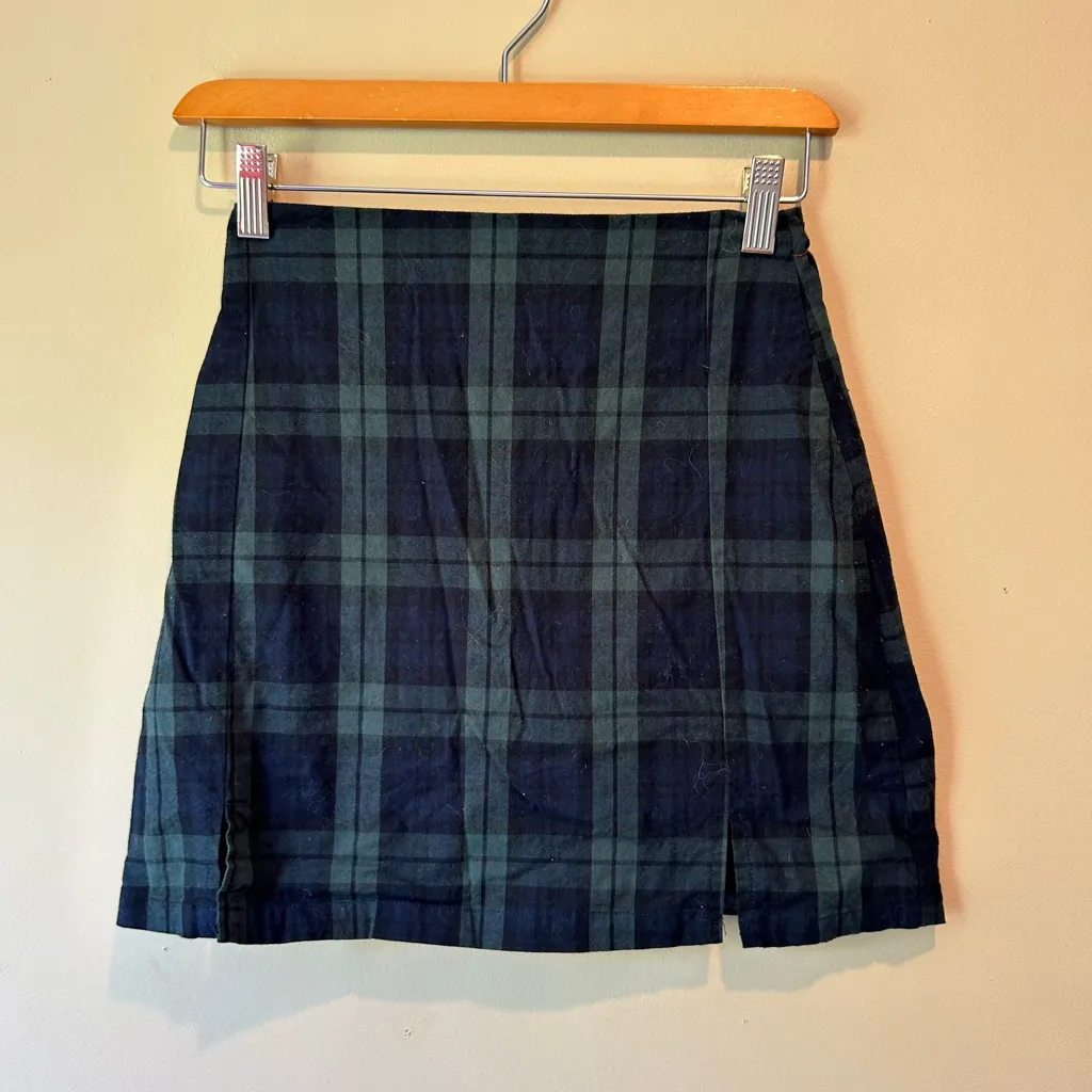 Plaid Navy and Green Women's Skirt - Image 2