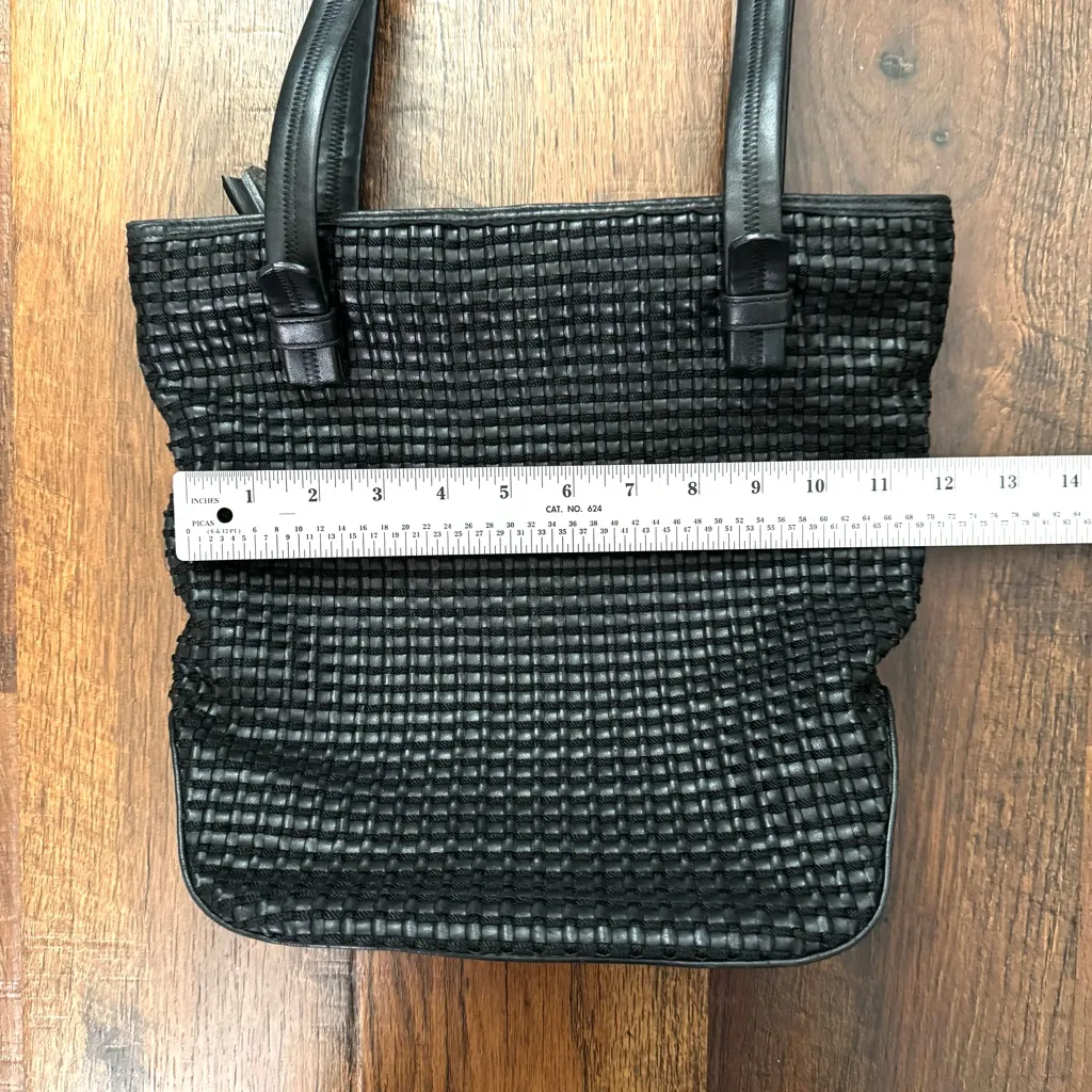 THE SAK ELLIOT LUCCA black PVC shoulder bag - Image 4