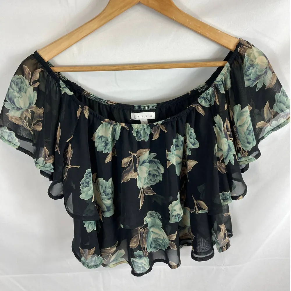 Leith Floral Ruffle Crop top size Large - Image 2