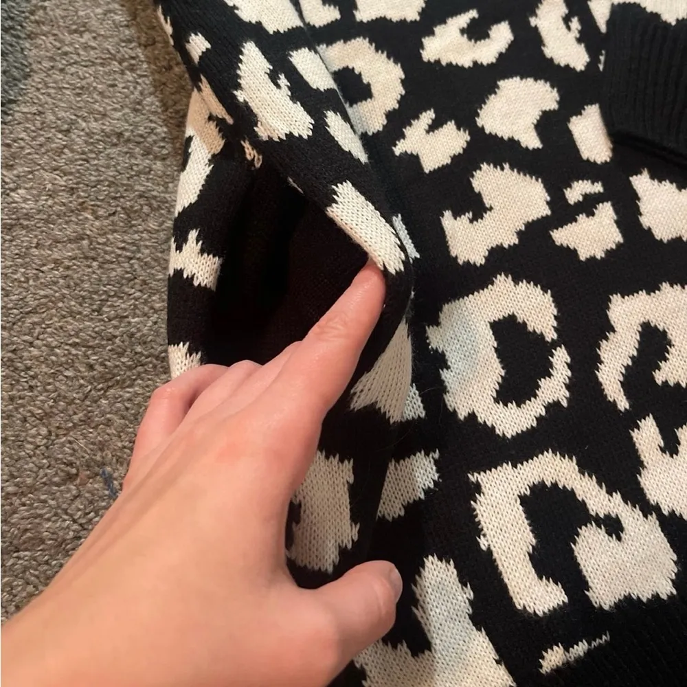 Turtle neck sweater dress Size M - Image 2