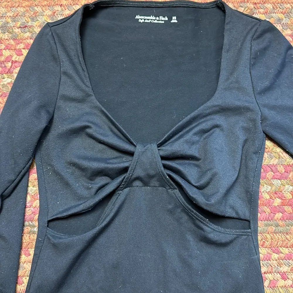 ABERCROMBIE & FITCH BLACK SOFT AF LONG SLEEVE CUT OUT BODYSUIT THONG FIT - Image 4