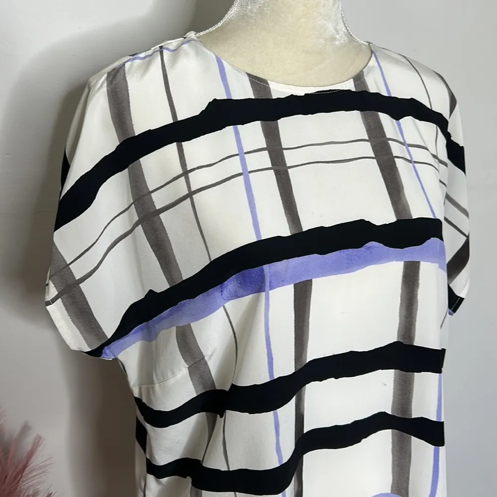 Carlisle • 100% silk plaid windowpane button back blouse - Image 84