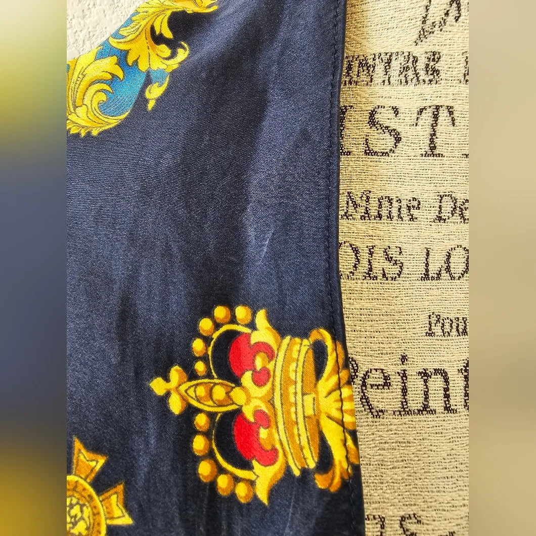 St. John 100% Silk "Virtus Sola Nobilat" Scarf Long Neck Scarf Navy Blue Regal - Image 3